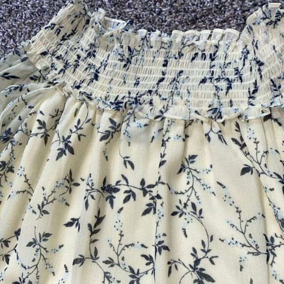 Cece Ruffle Off Shoulder Top - Picture 4 of 8